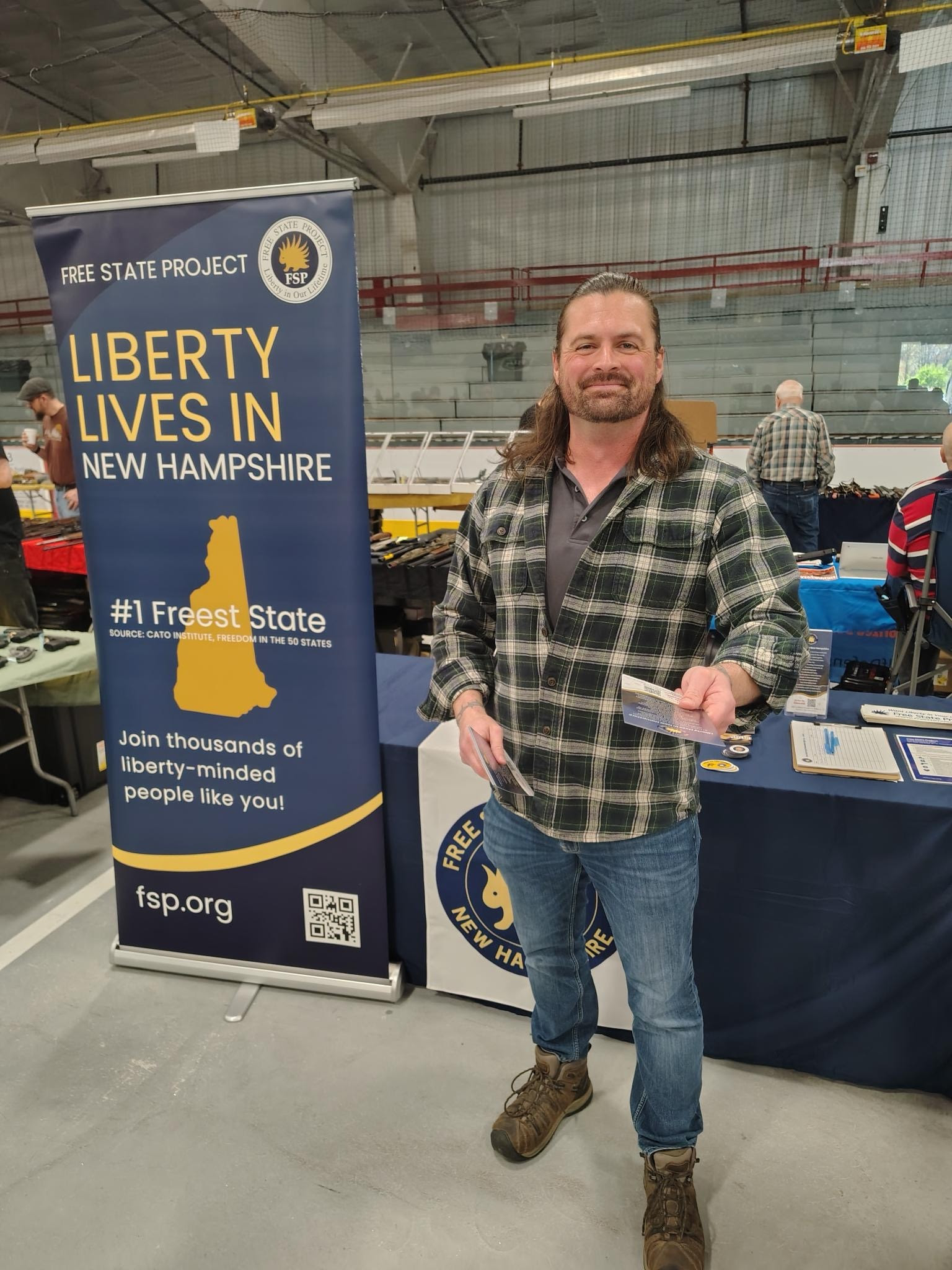 Biddeford Gun Show 02.jpeg
